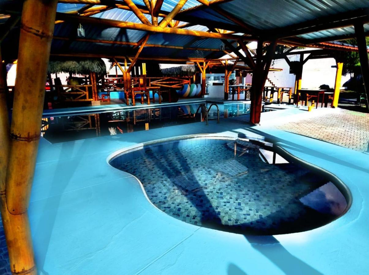 Hosteria La Chorrera キト エクステリア 写真