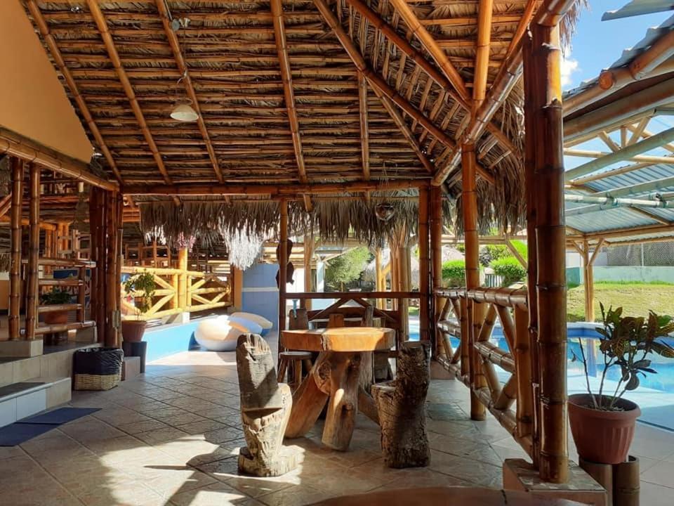 Hosteria La Chorrera キト エクステリア 写真